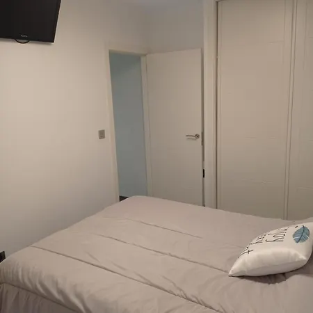 Apartamento Con Piscina *